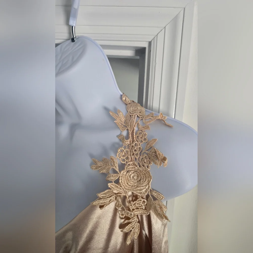 NWT VaVaBold Appliques Detail Cold Shoulder Ruched Side Dress Satin - Picture 5 of 11